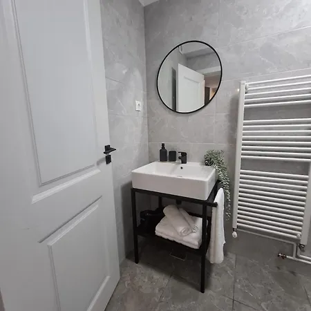 Apartment Tiny Urban Escape Brasov