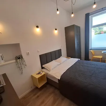 Apartment Tiny Urban Escape